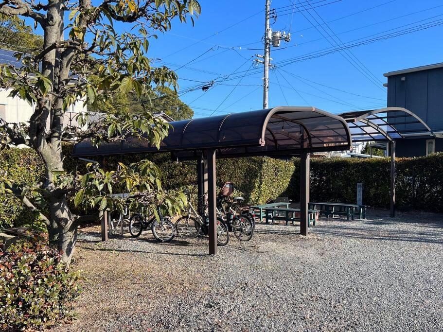 Апартаменты ひねもす101:宇野駅から車で5分 直島へ 最大8名様 古民家 Tamano Экстерьер фото